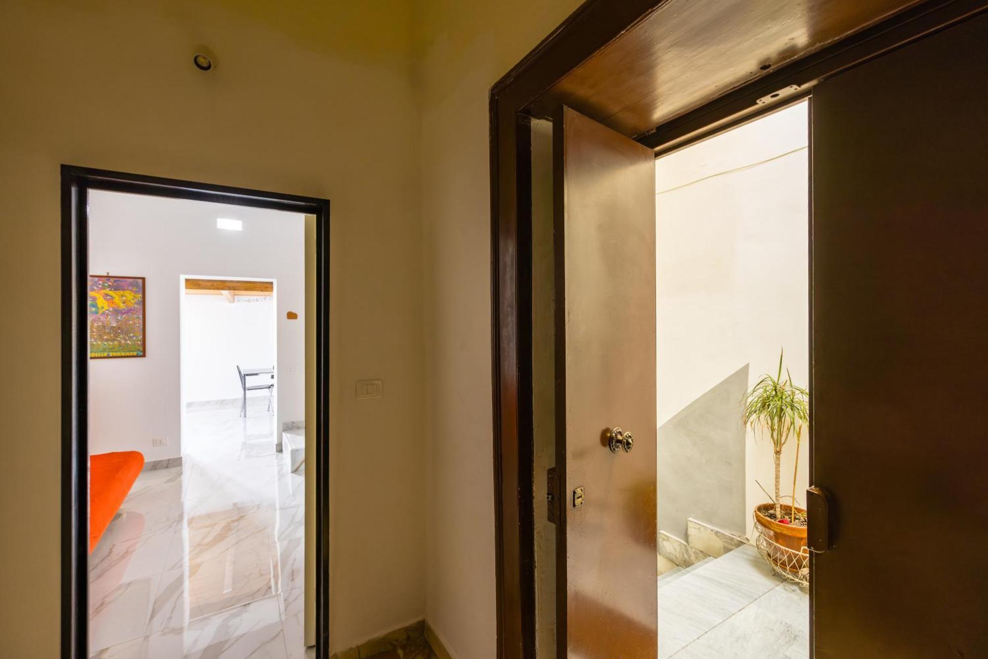 Carrozzieri Nest At Historical Center Apartment Naples Exterior photo